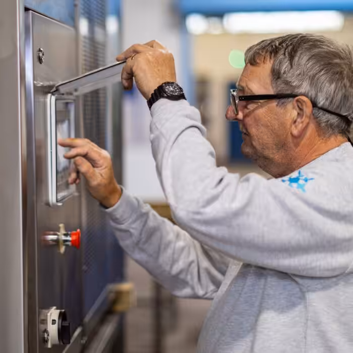 Industrial Ice Machine, Keeping Industrial Ice Machines Running Smoothly with Servicing, Ice Systems