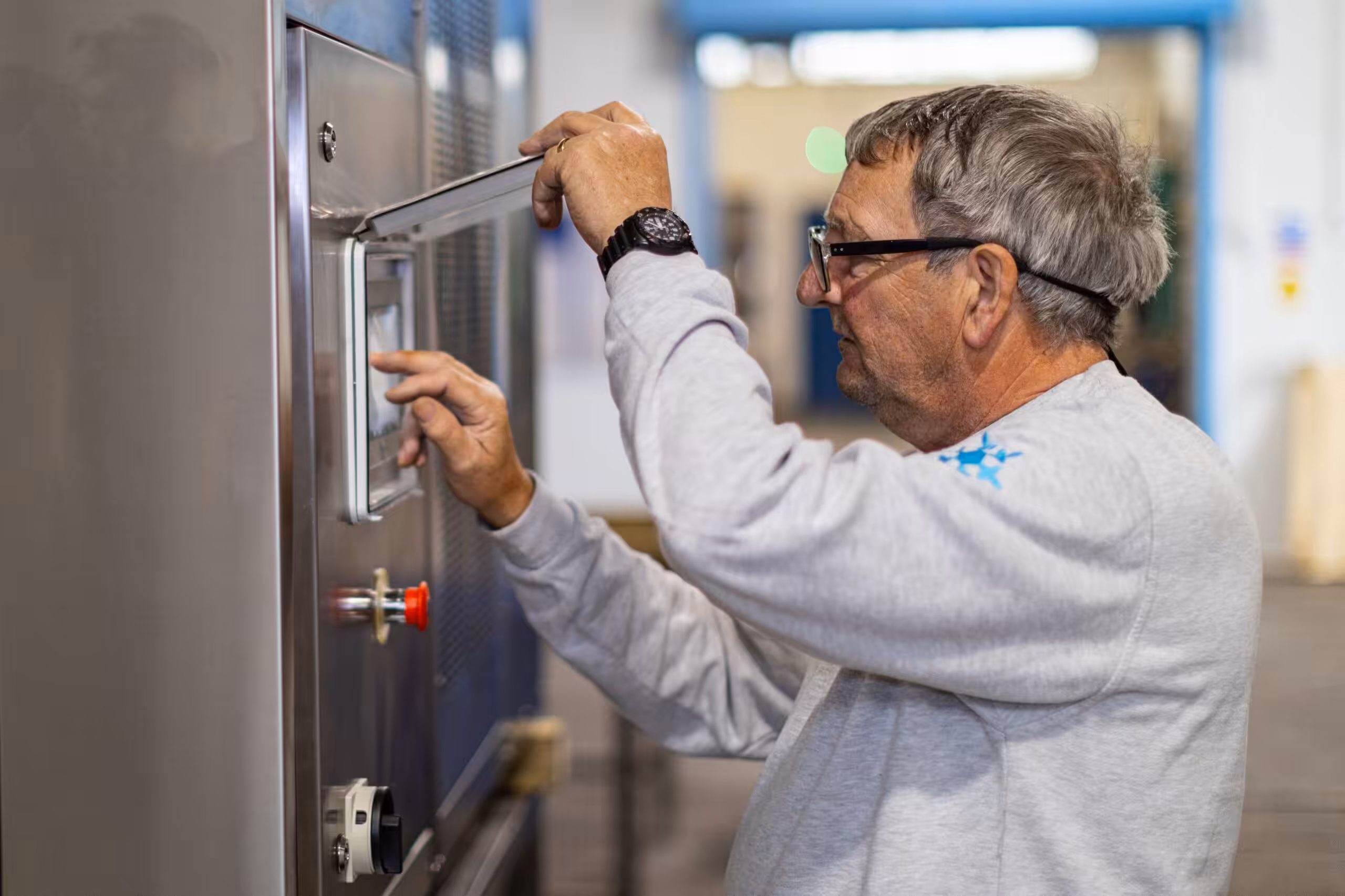 Industrial Ice Machine | Keeping Industrial Ice Machines Running Smoothly with Servicing | Ice Systems